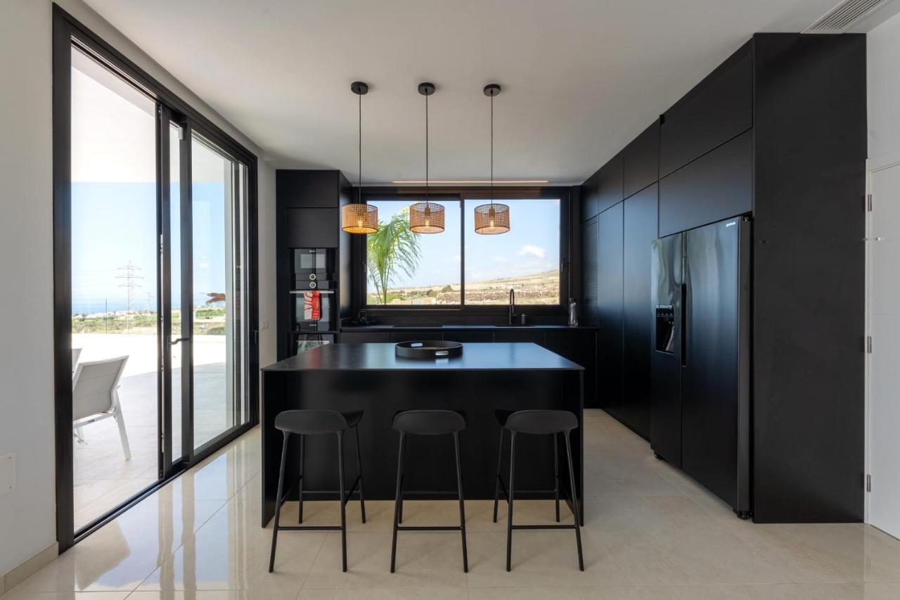 Gs Luxury Villa Andrea, Quiet Luxury, Sunset With Sea Views 阿德耶 外观 照片