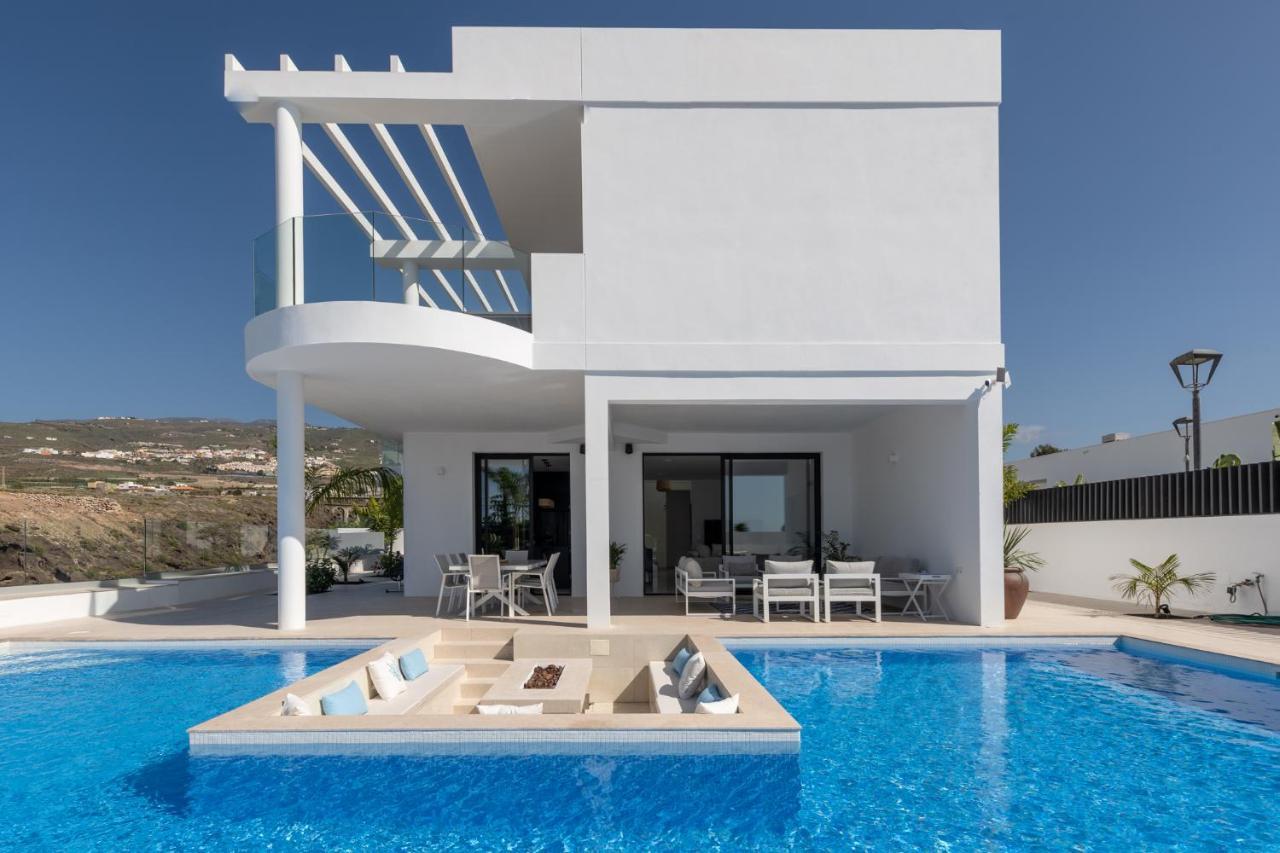 Gs Luxury Villa Andrea, Quiet Luxury, Sunset With Sea Views 阿德耶 外观 照片