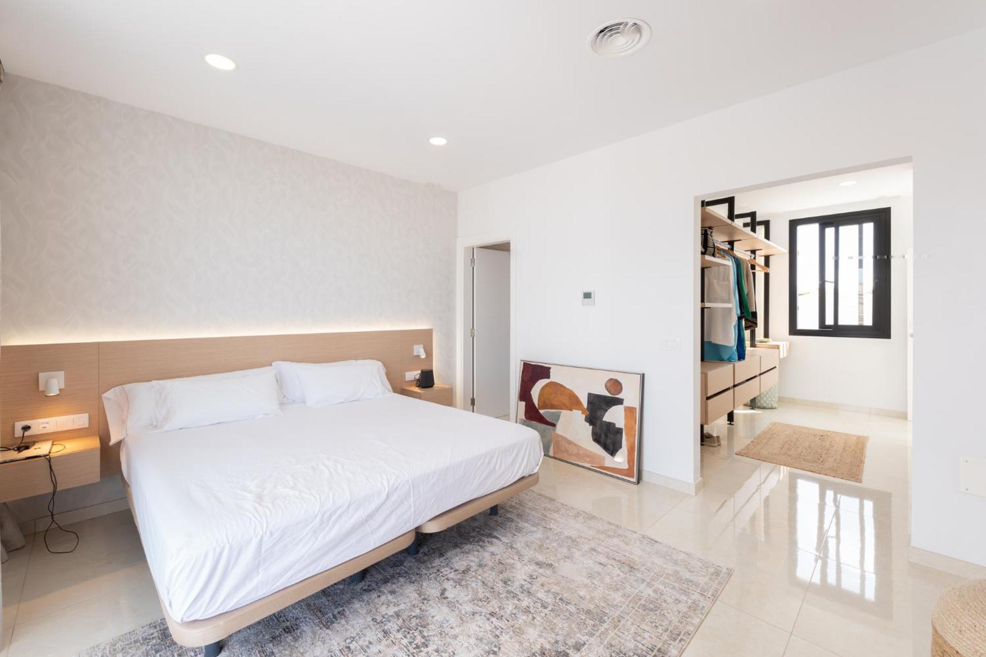 Villa Andrea, Quiet Luxury, Sunset With Sea Views 阿德耶 外观 照片